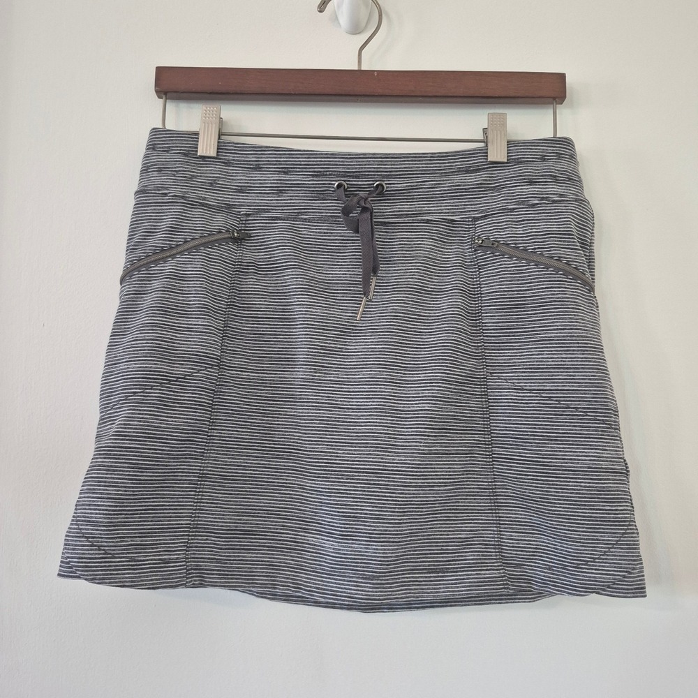 ATHLETA Small Metro Striped Skort Skirt Shorts Drawstring Tennis Golf Athleisure